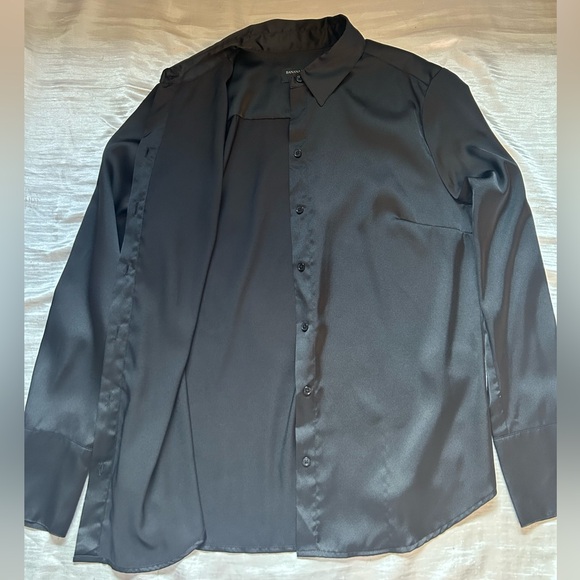 Banana Republic Button Up Silk Shirt - Picture 3 of 5